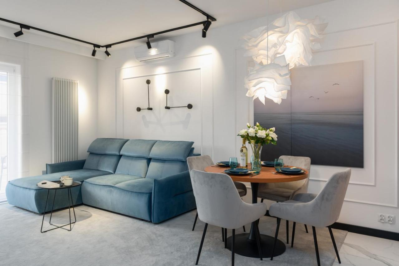 Wilczak Apartment With Free Garage Poznan By Noclegi Renters Luaran gambar